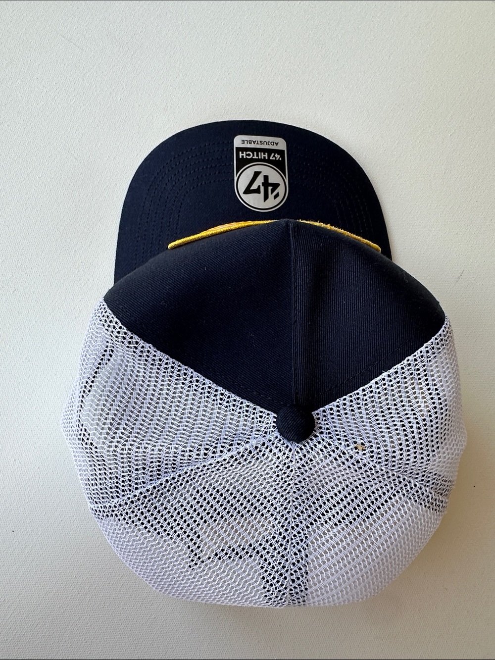 New Savannah Bananas ‘47 Adjustable Navy and Yellow Rope Mesh Trucker Hat - Picture 4 of 7